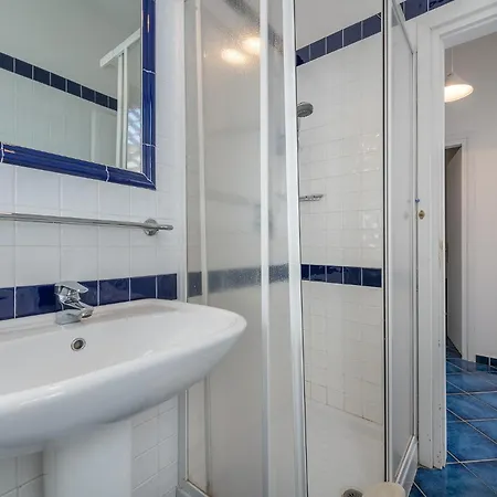 Trilo La Pelosa Apartment *
